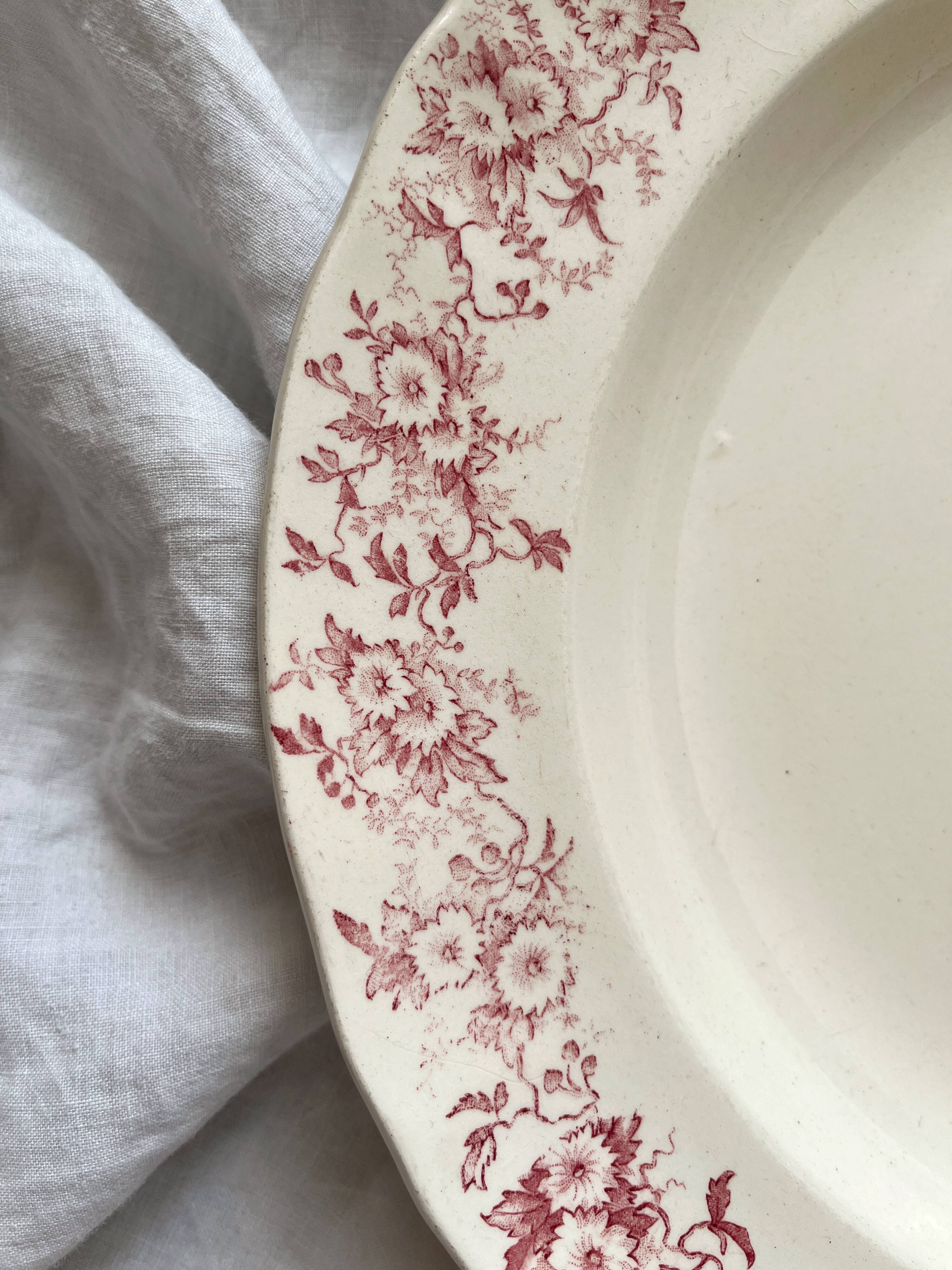 Round iron clay dish "Aster" Longchamp