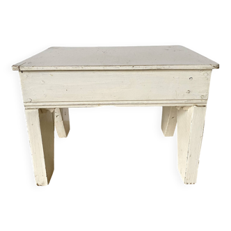 Tabouret bas, marche-pied en bois blanc