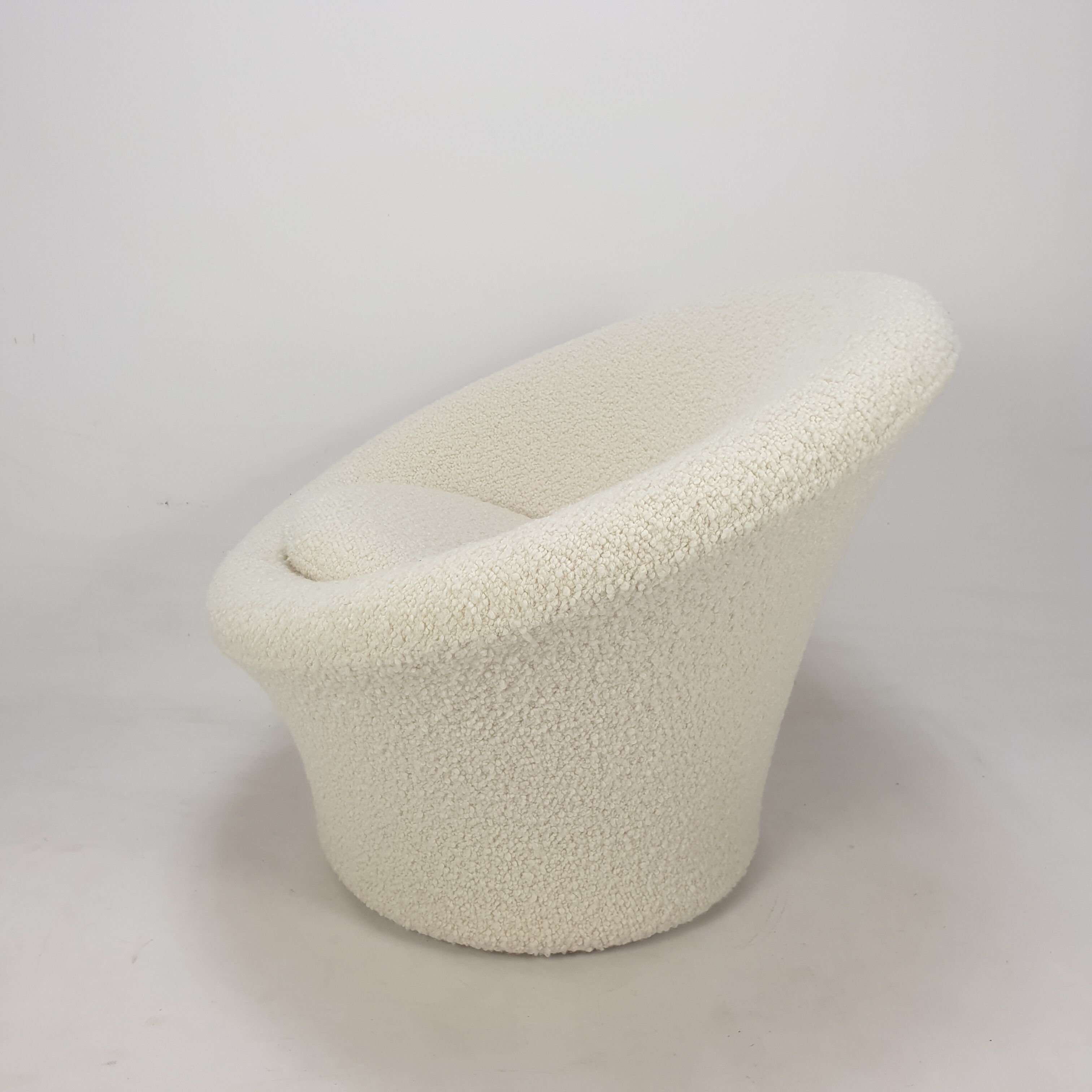 Set of 2 Mushroom armchairs by Pierre Paulin for Artifort