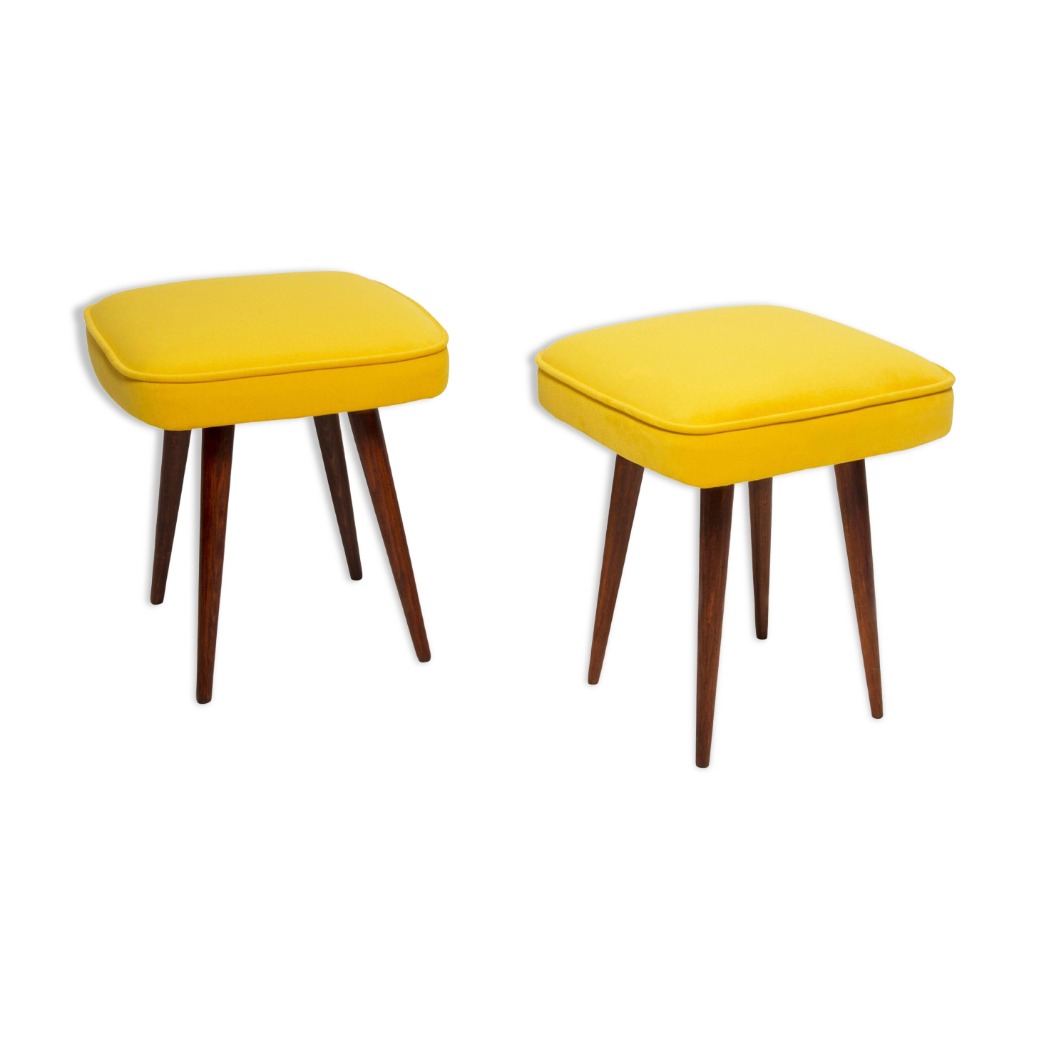Ensemble de deux tabourets de chevet en velours jaune milieu du siècle, Europe, années 1960
