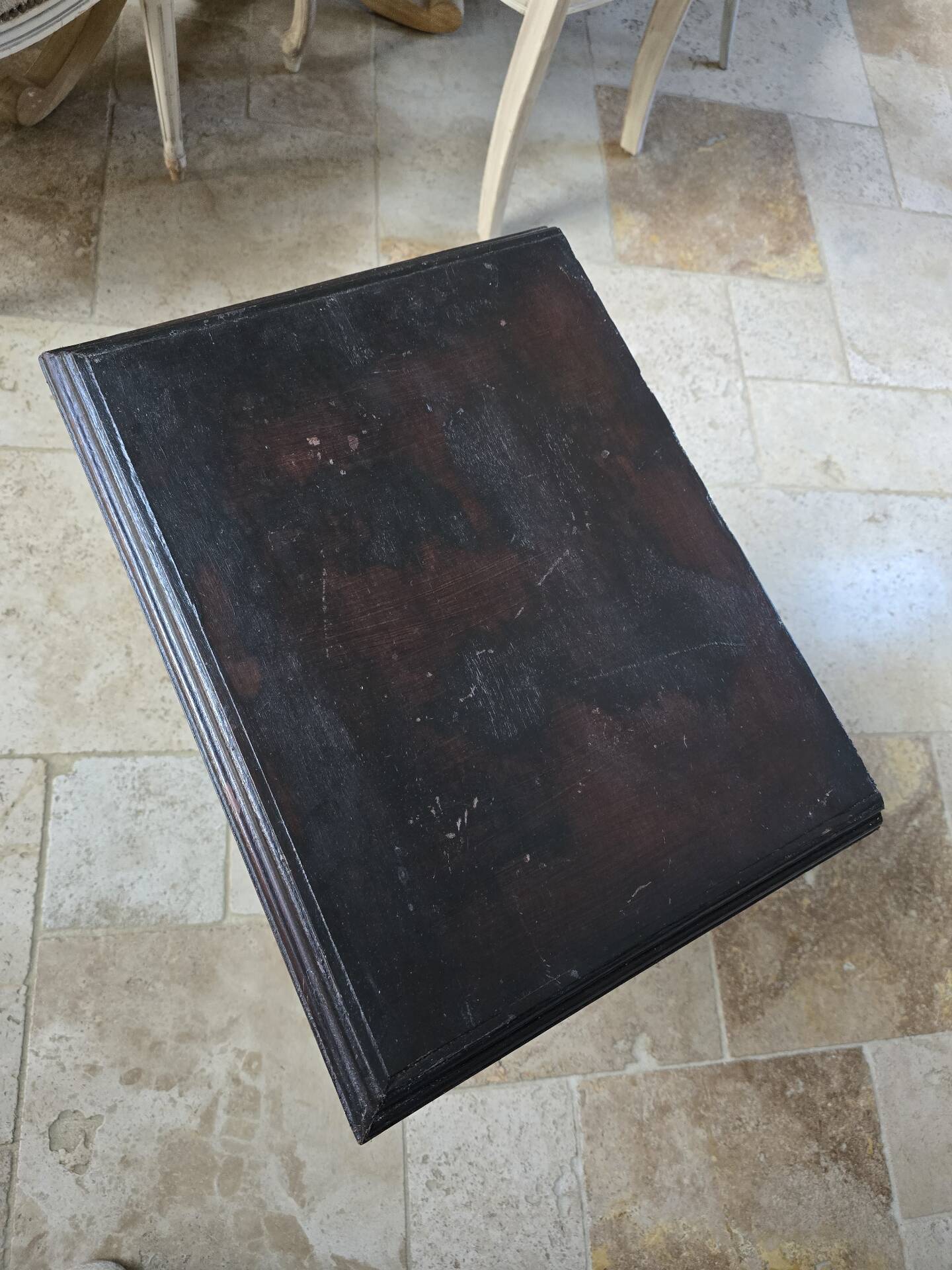 Bedside table