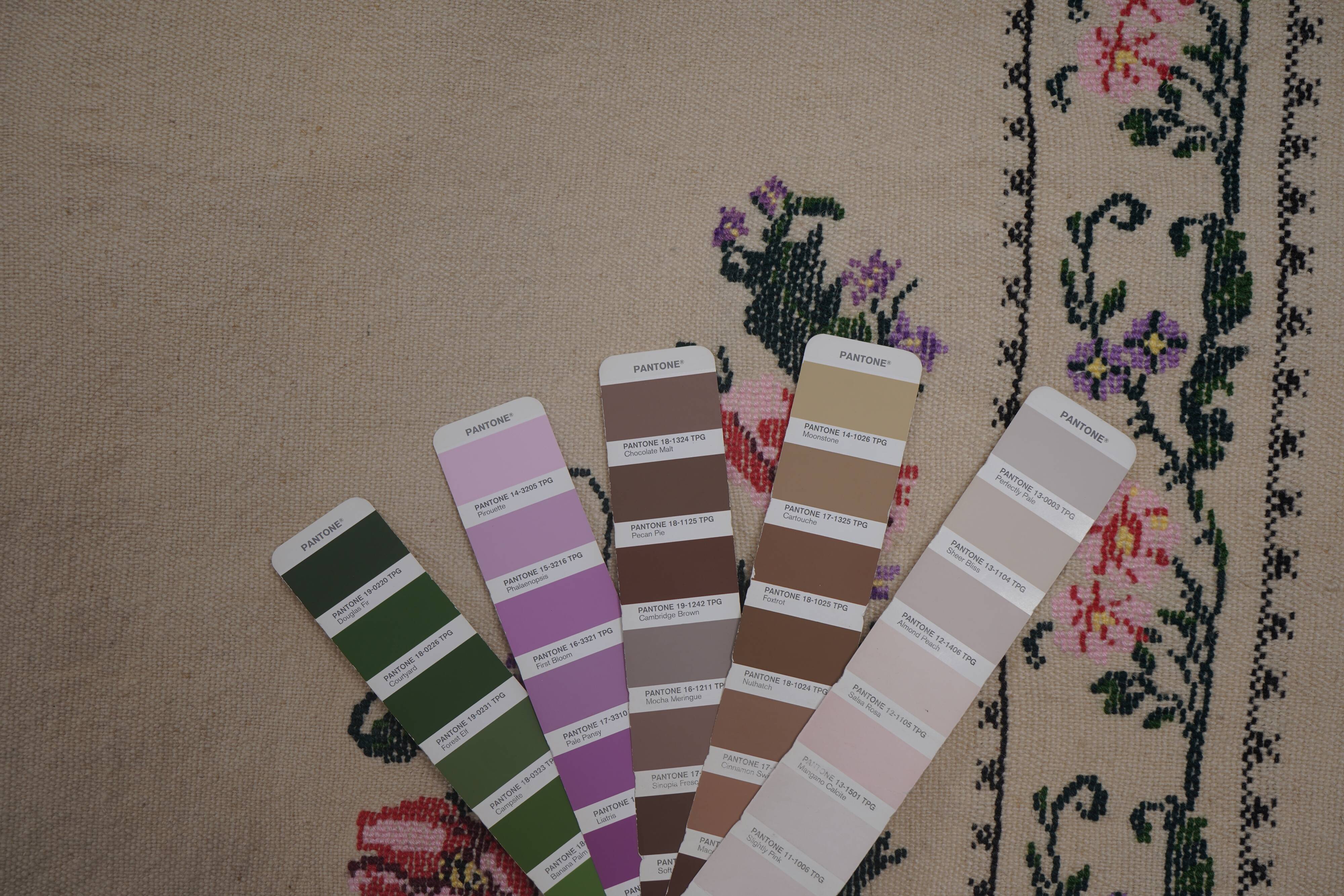 Vintage Turkish Oushak Rug Handwoven 160x250 cm