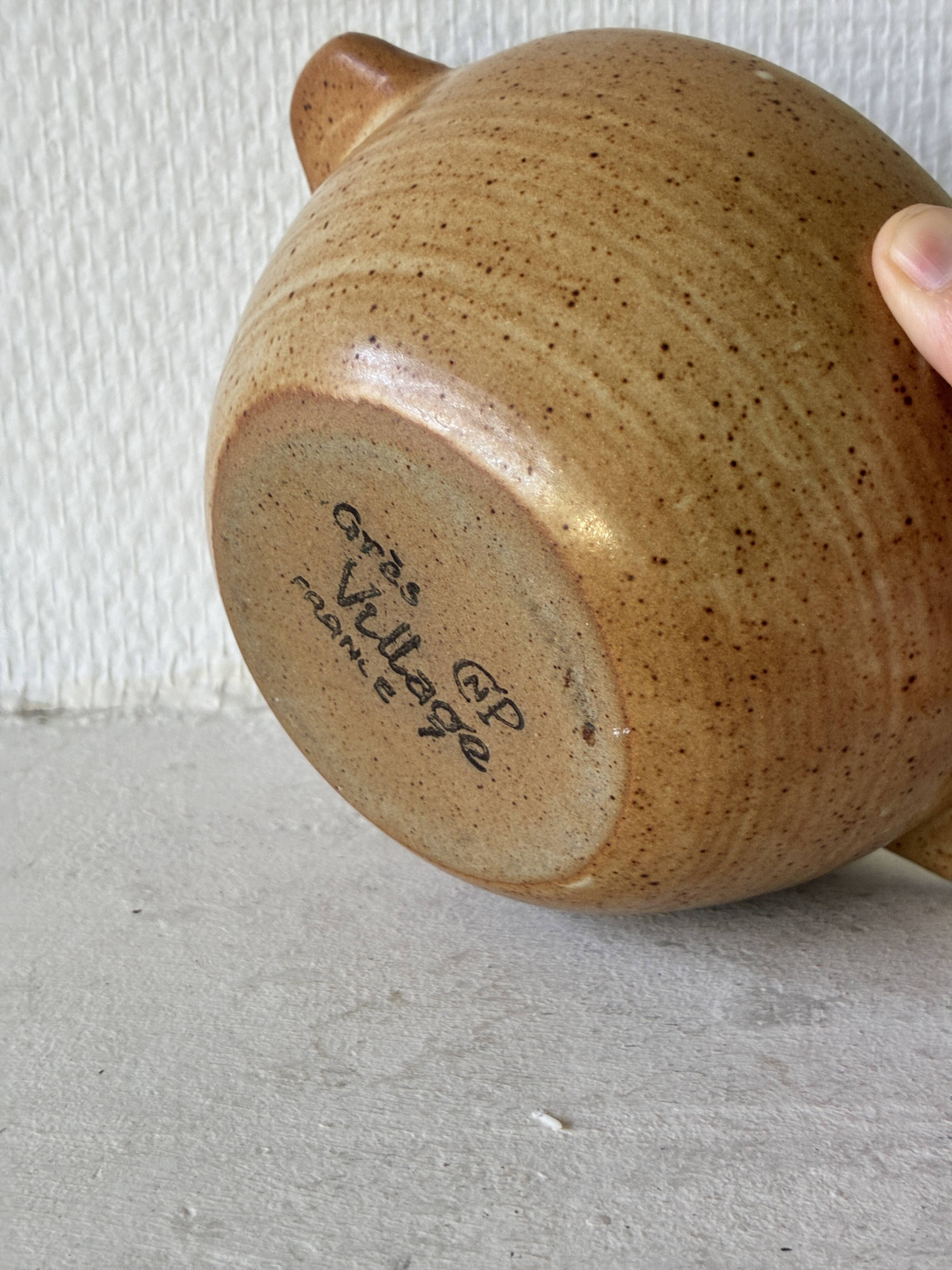 Earthenware bowl