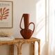 Grand vase jarre à anses sculptural en bois, années 50