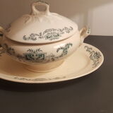 Soupière and her dish