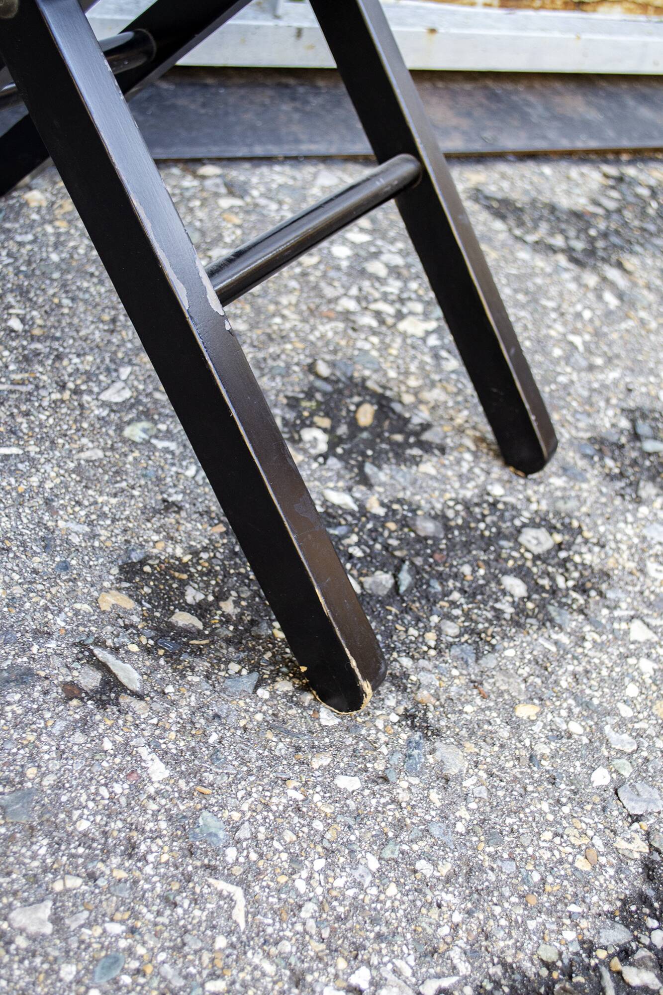 Folding wooden chairs, Italy 1960s