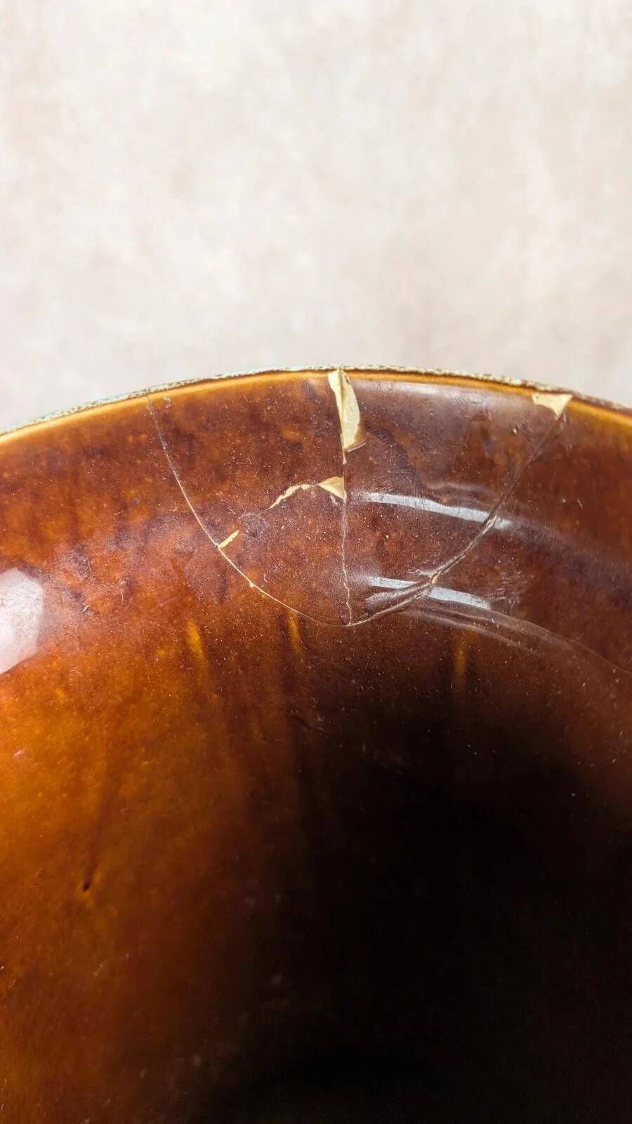 Large vintage vase Saint-Clément France – hand-painted floral decoration