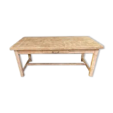 Aero gummed farm table