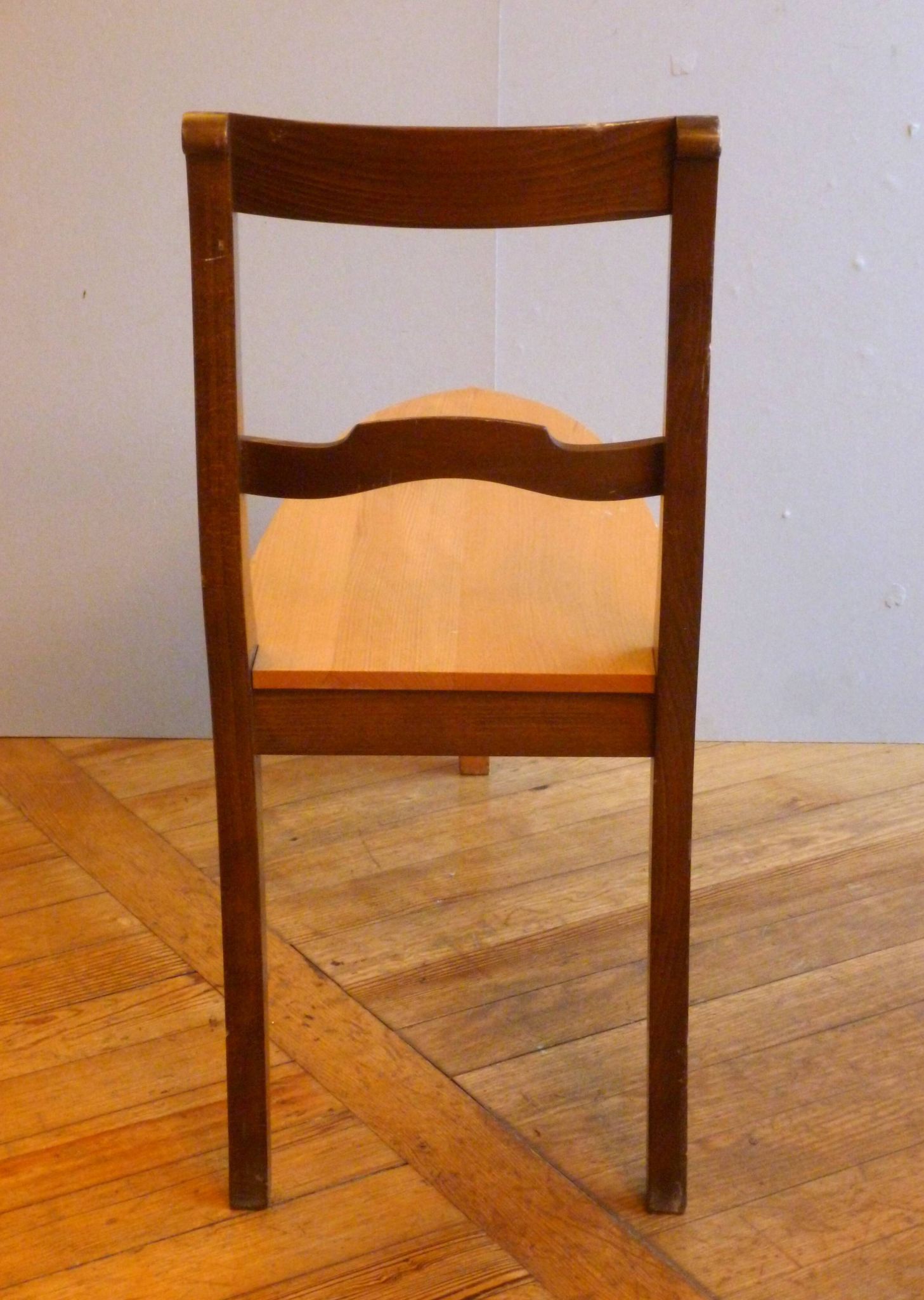 "Cadregabec" chair, design Kamber and Gümpel, 1989, publisher SVITALIA