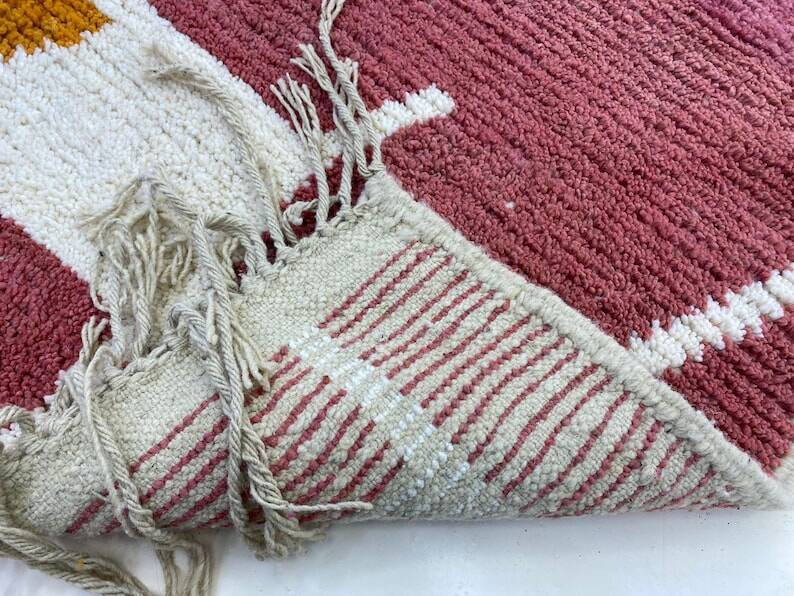 Moroccan handcrafted rug 250cm x 150cm