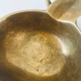 Apple-shaped pocket ashtray