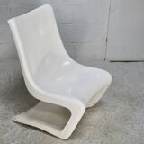Fauteuil space age en fibre de verre laquée blanche, circa 1970
