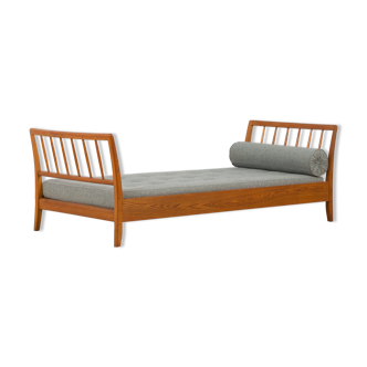 Daybed en chêne danois en tissu de laine grise, Danemark, années 1960