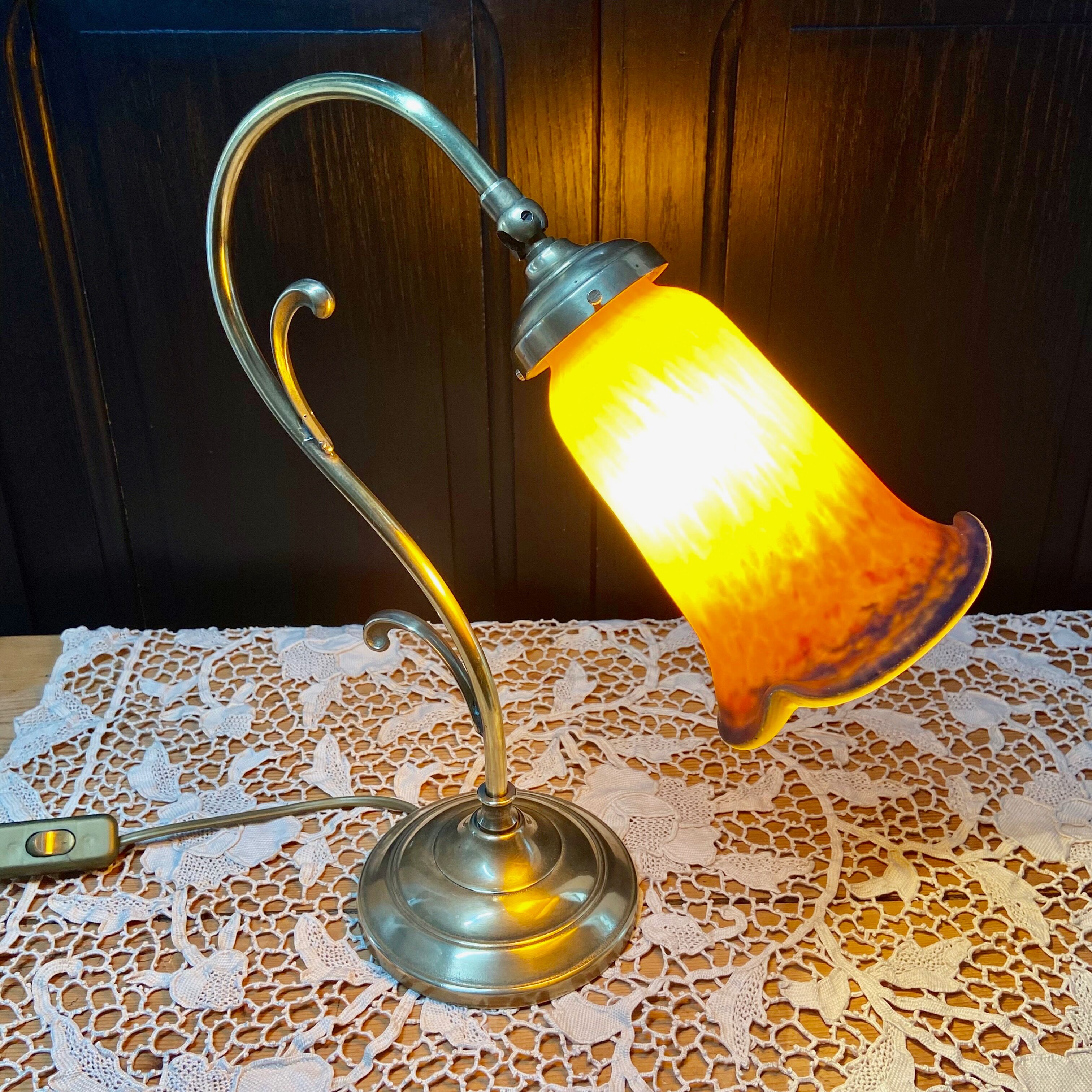 Lampe laiton et pâte de verre art déco