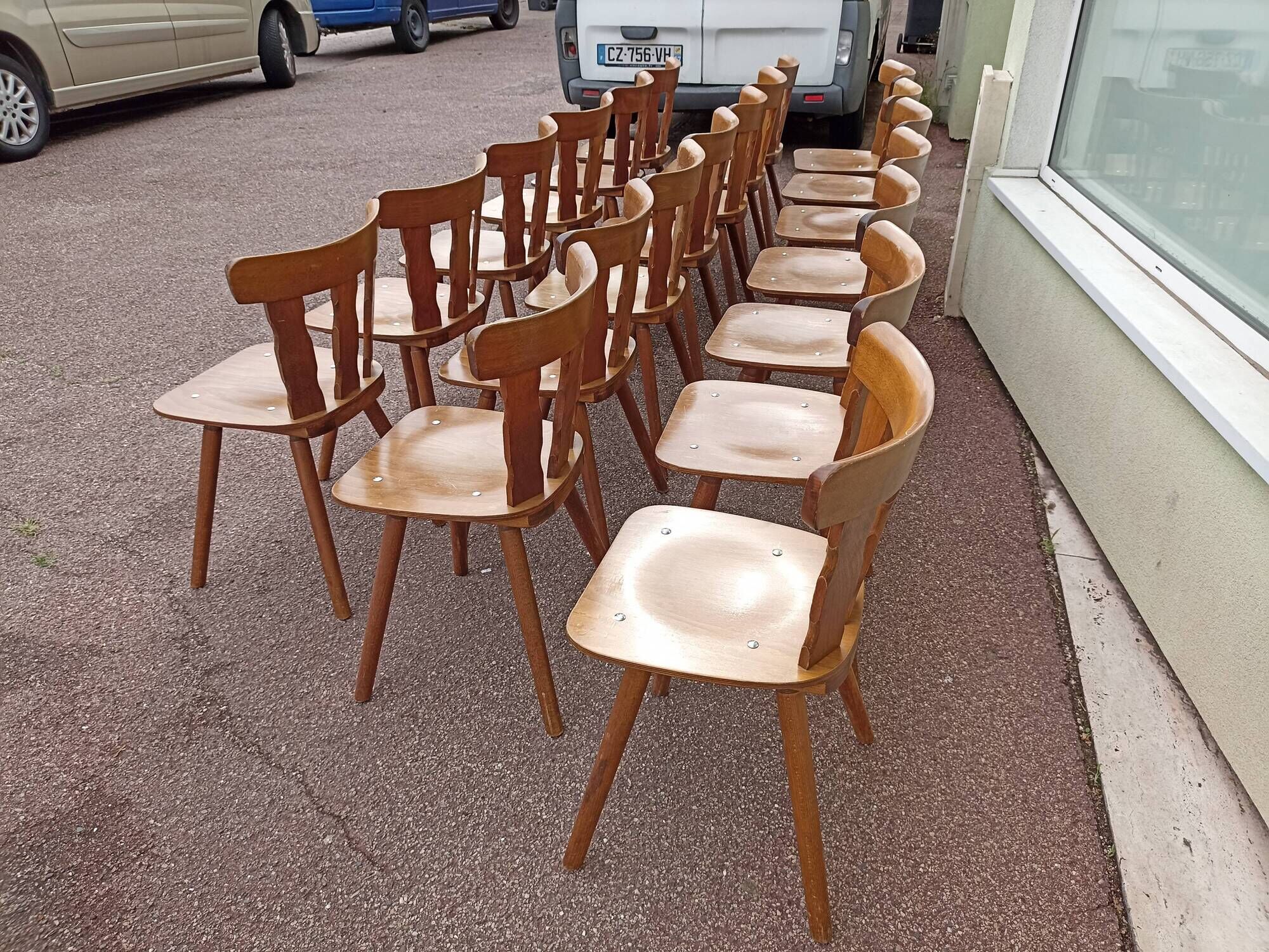 Set of 20 bistro cafe bar restaurant chairs - wood - vintage
