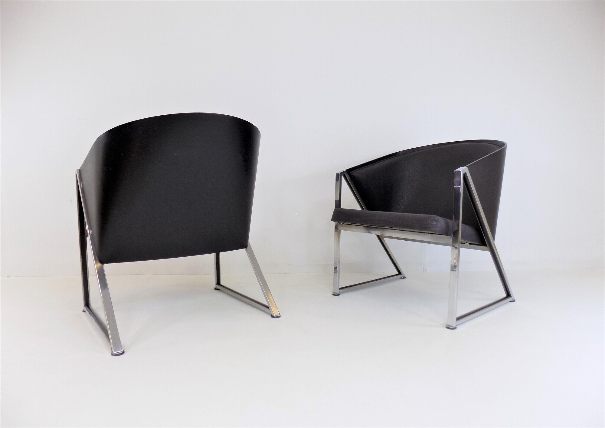 Inno Oy Set of 2 Mondi Armchairs by Jouko Jarvisalo
