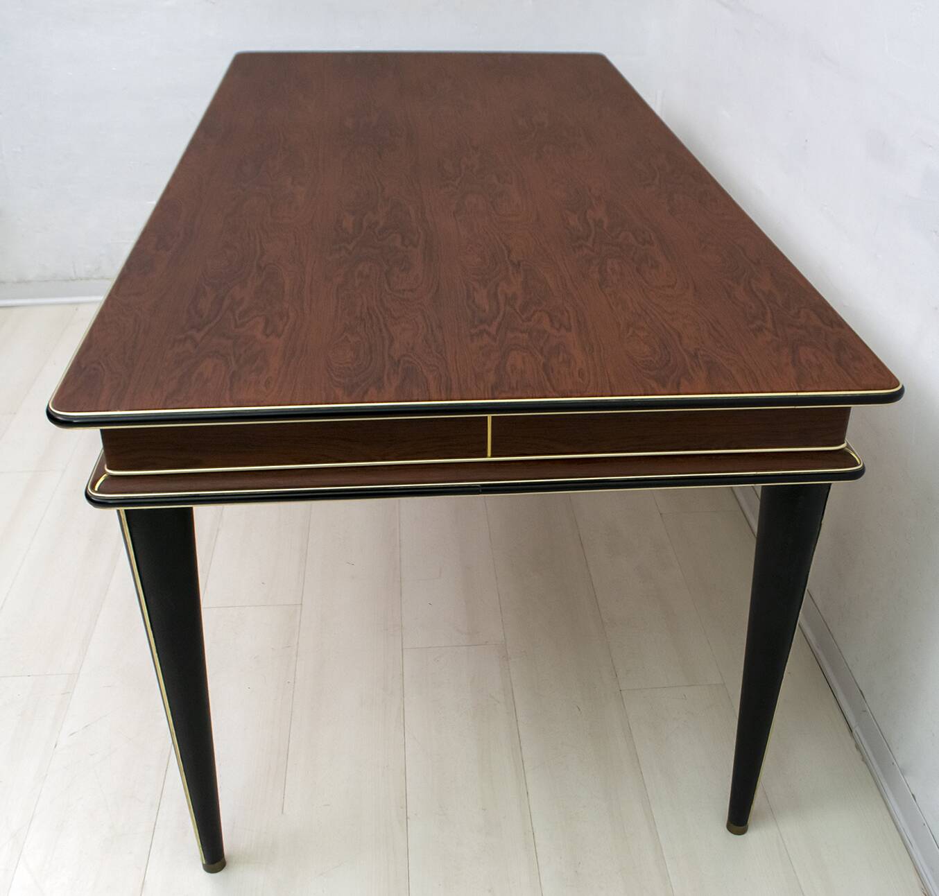 Umberto Mascagni for Harrods London Mid-Century Modern Italian Dining Table