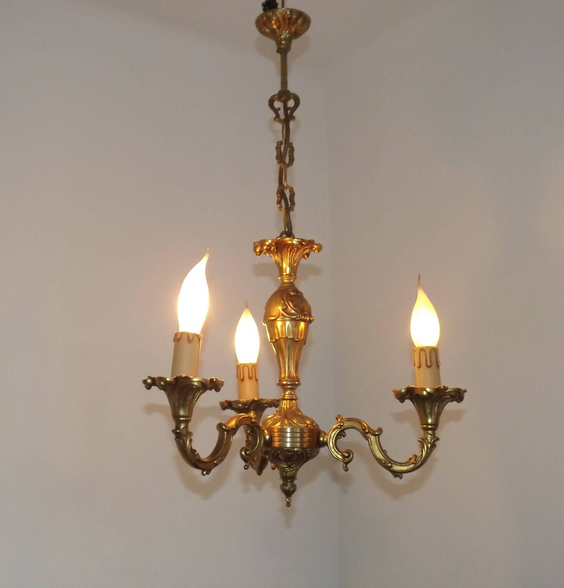 Quality Stamped Bronze French Mid-Century 3-Light Traditional Chandelier