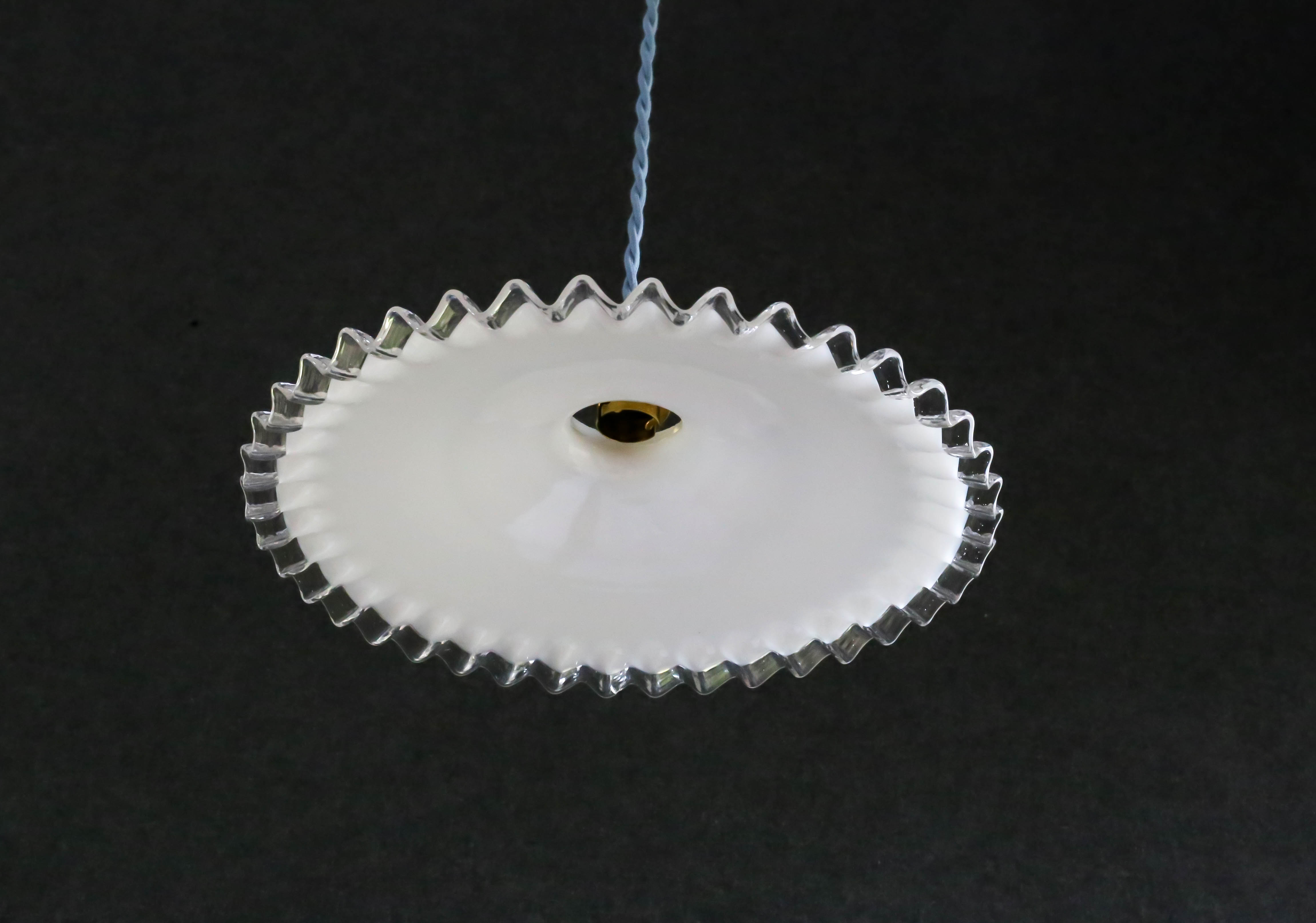 suspension in white crenellated opaline with support and socket in new brass, new cable