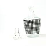 Houndstooth liquor service