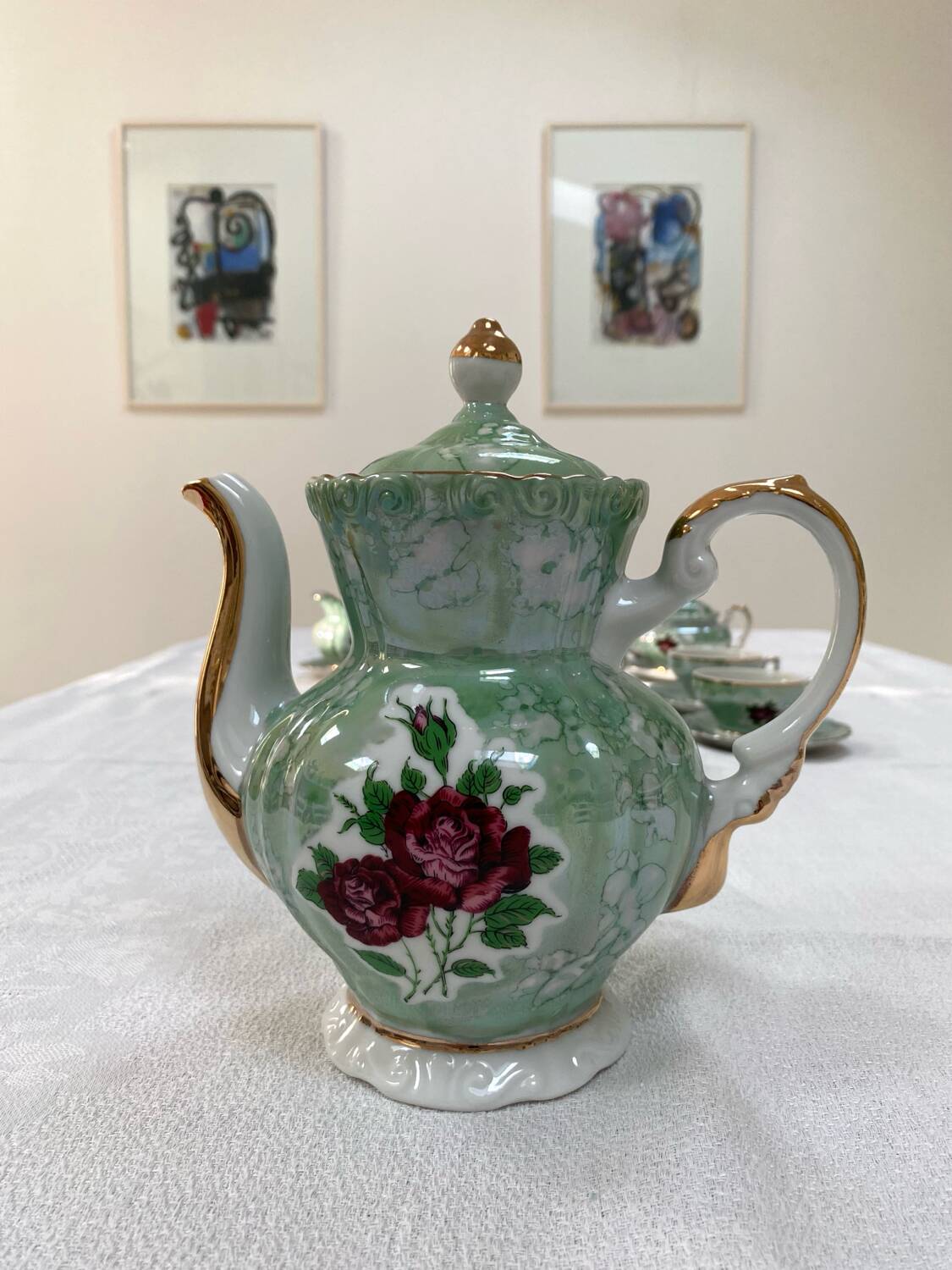 Complete tea and coffee service for 8 cups - Italian porcelain from the 1950s.