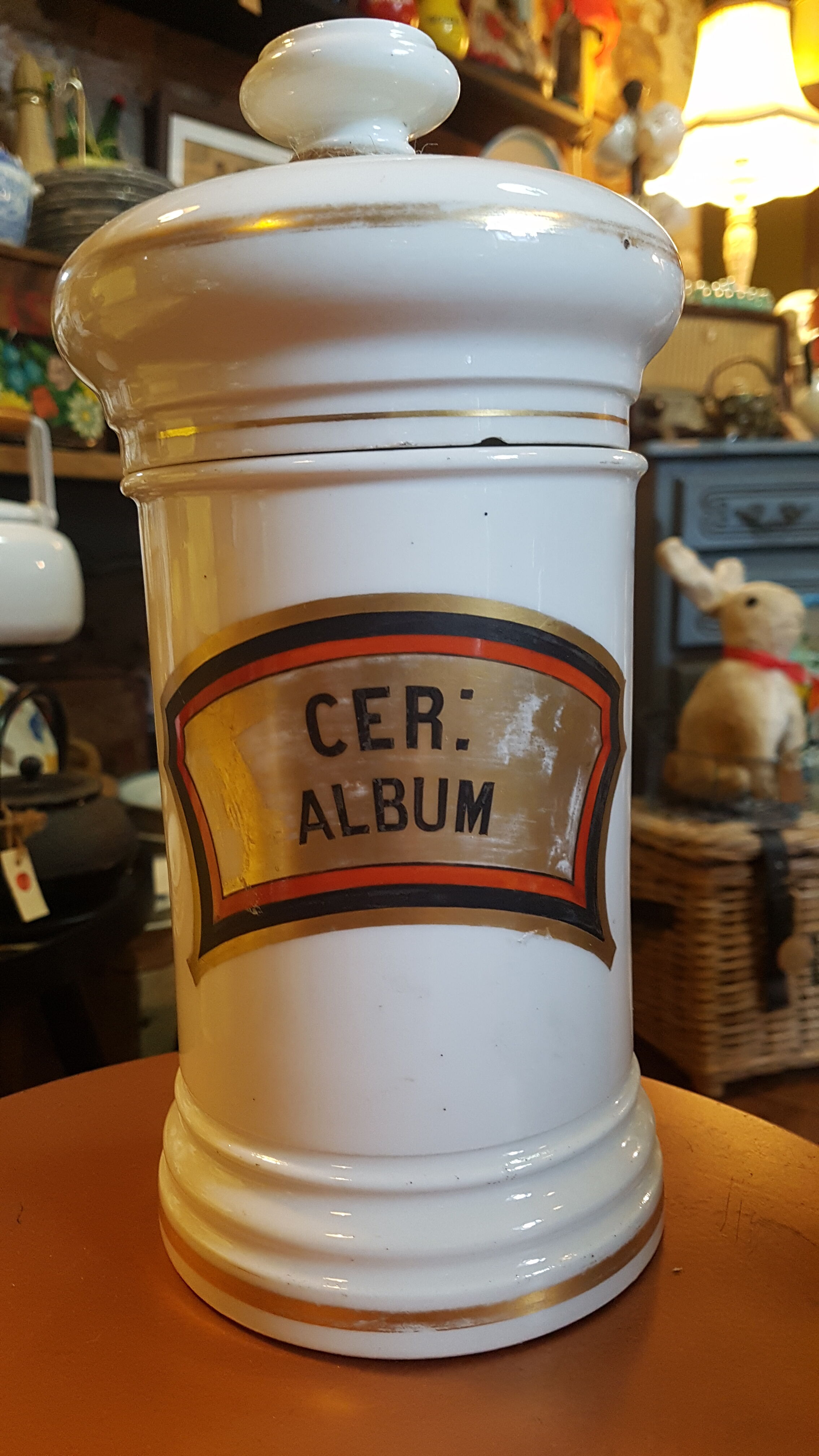 Pots old apothecary lot of 2