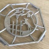 Trivet