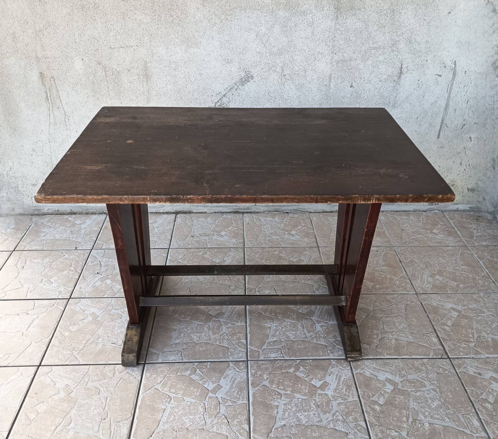 Art Deco bistro table