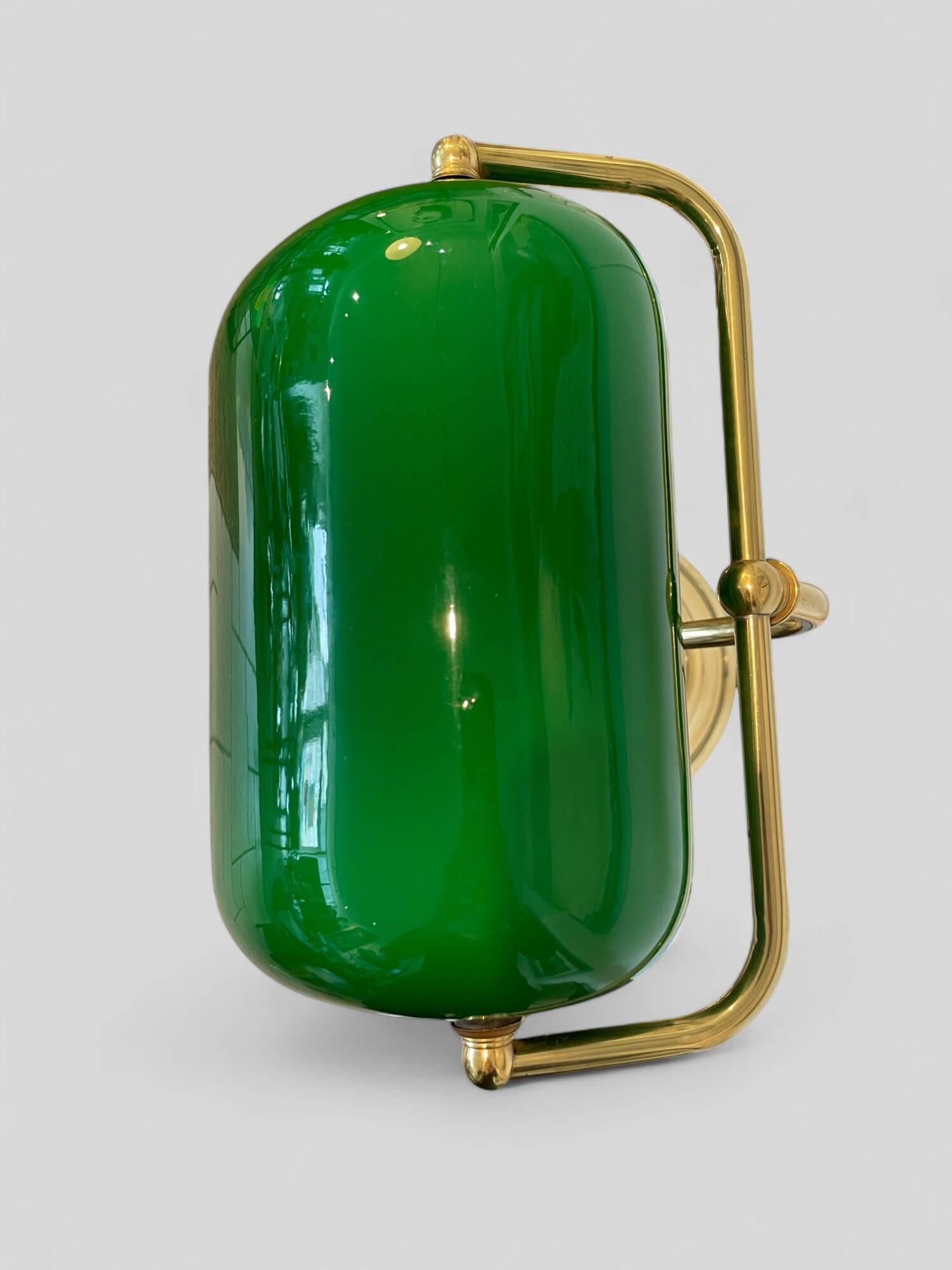 Notary and banker's lamp in green opaline