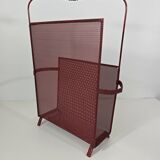 magazine rack by Mathieu Matégot in red 1950
