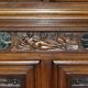 Cabinet Louis XIII revival en noyer et marbre sculpté