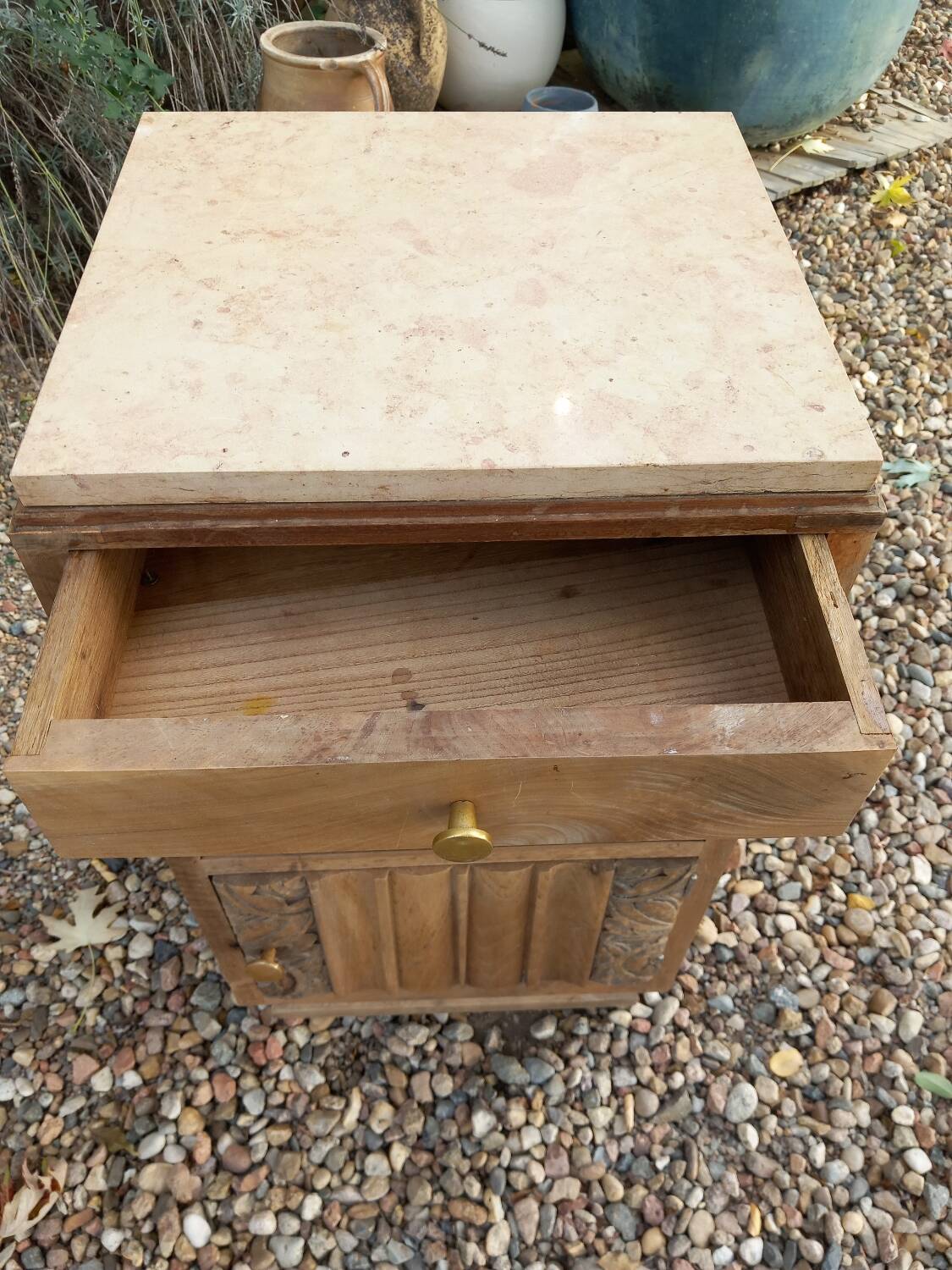 Petit meuble/chevet bois ancien et marbre rose
