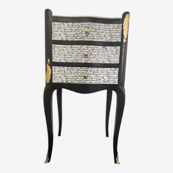 Table de chevet relookée