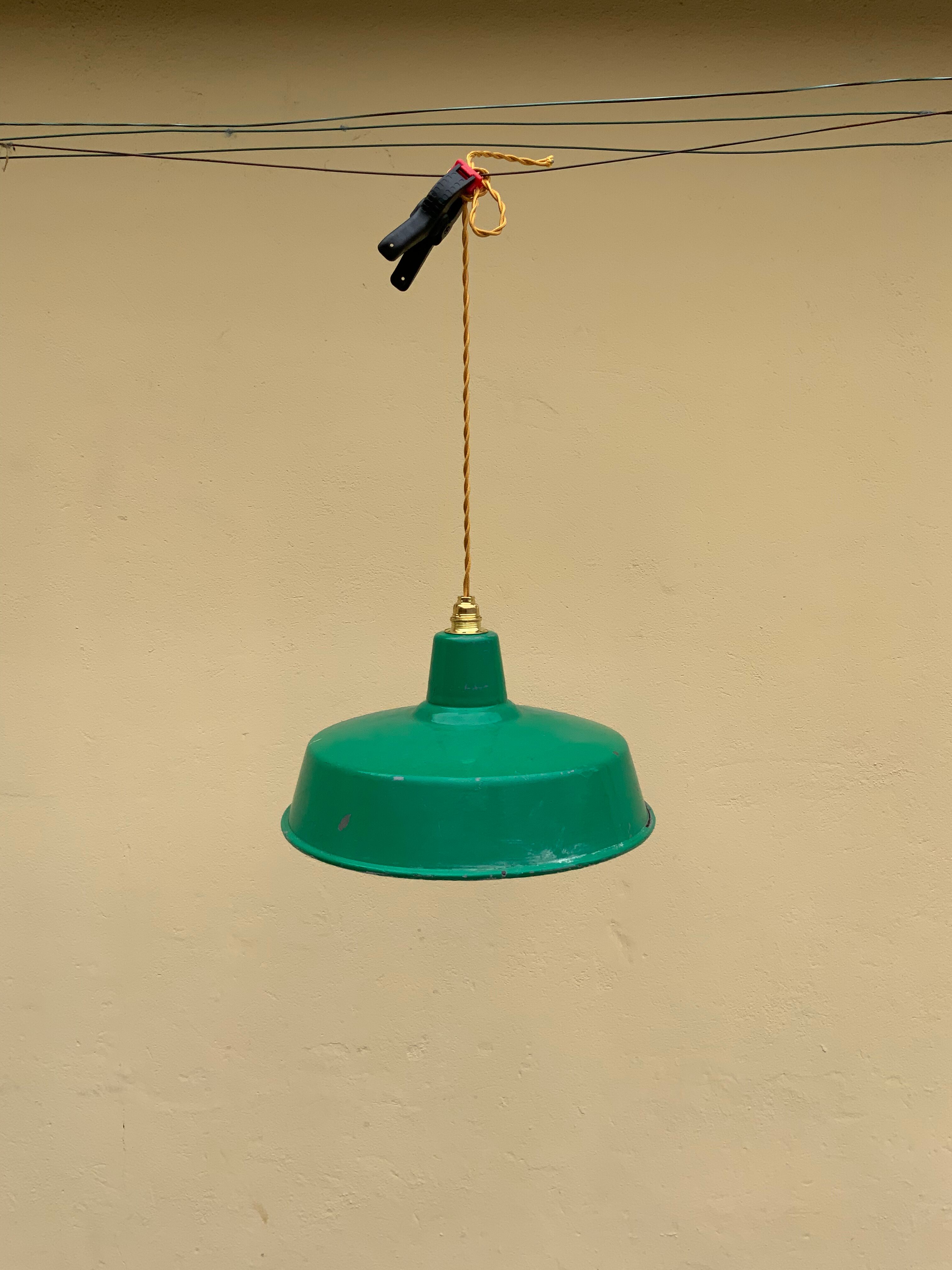 Industrial hanging lamp