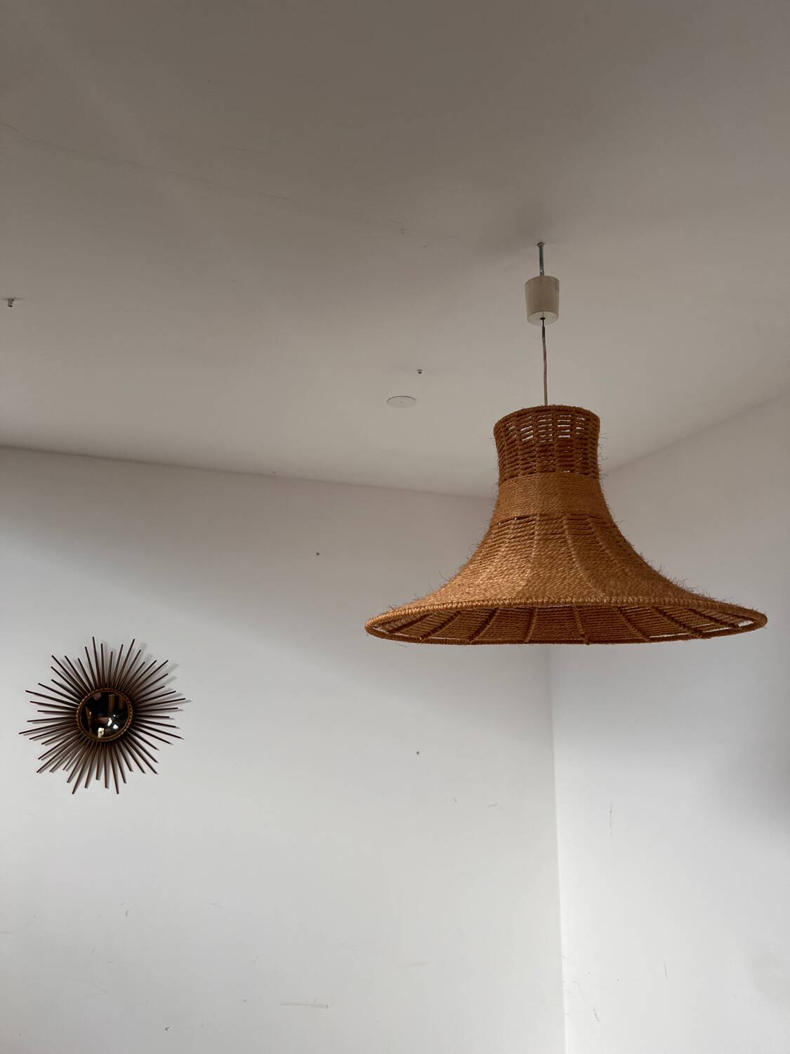 Large vintage rope pendant lamp design from the 70s