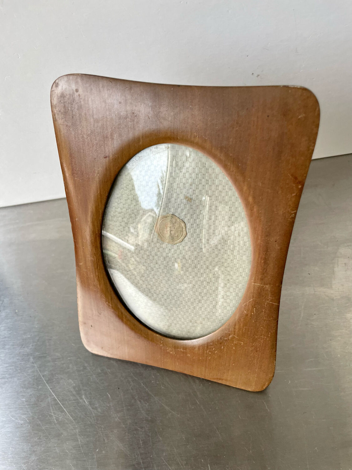 Antique  art deco mahogany wooden frame measurements 20 cm x 14.5 cm  convex glass