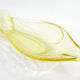 Plat coupe oiseau, en verre cristallin jaune pâle