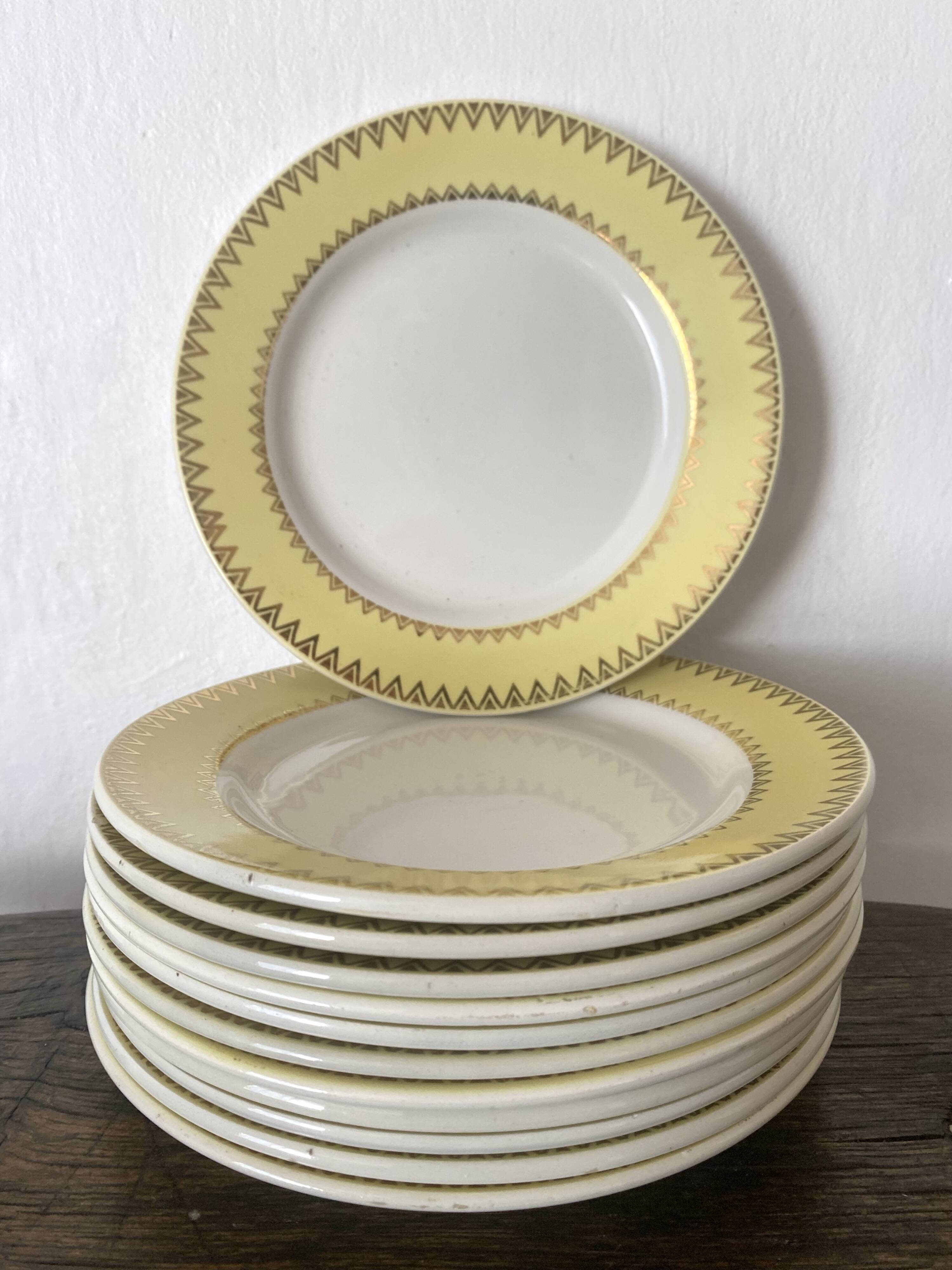 Assiettes à dessert années 50-60