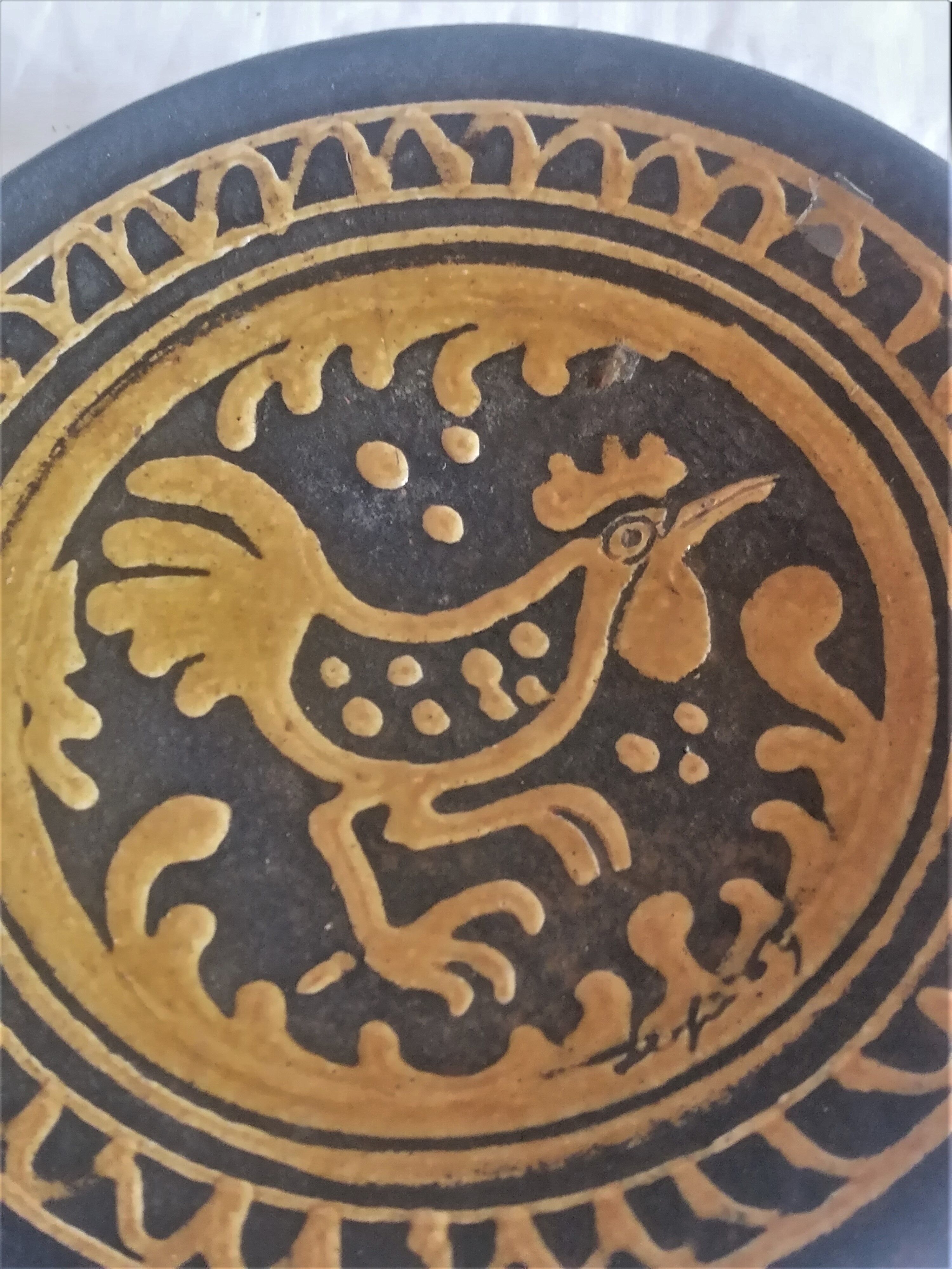 Old glazed terracotta plate. Safi. Year 69.