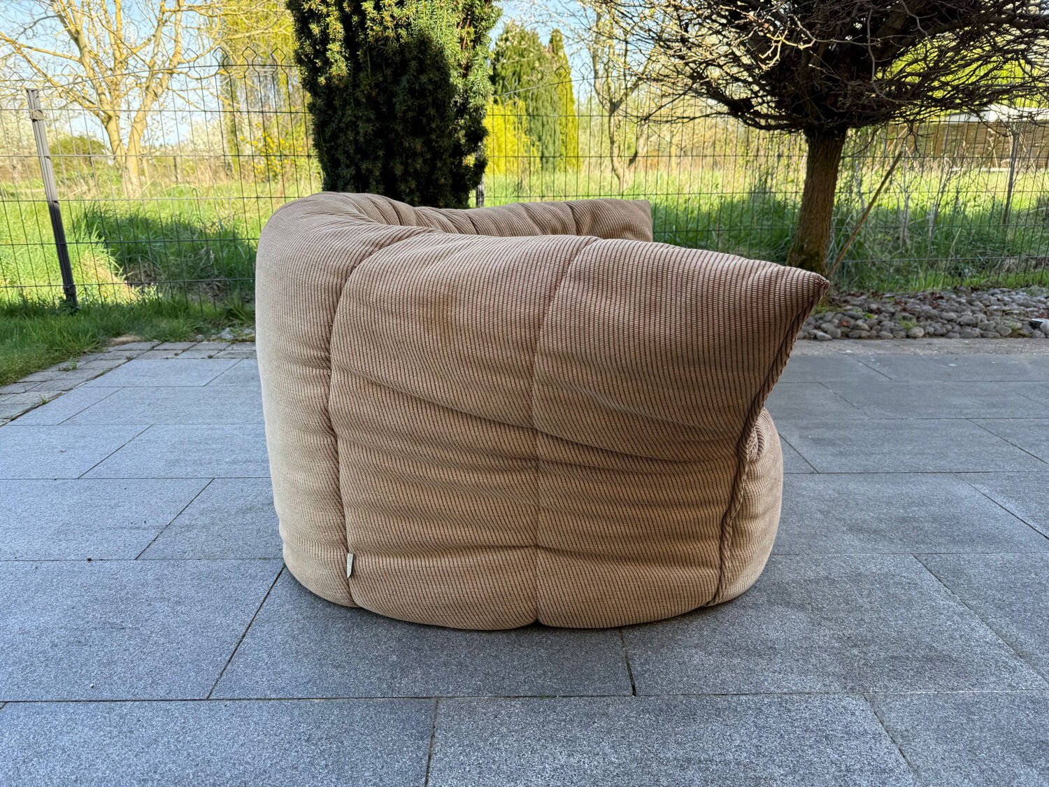 Michel Ducaroy armchair model Brigantin, Ligne Roset edition 1980.