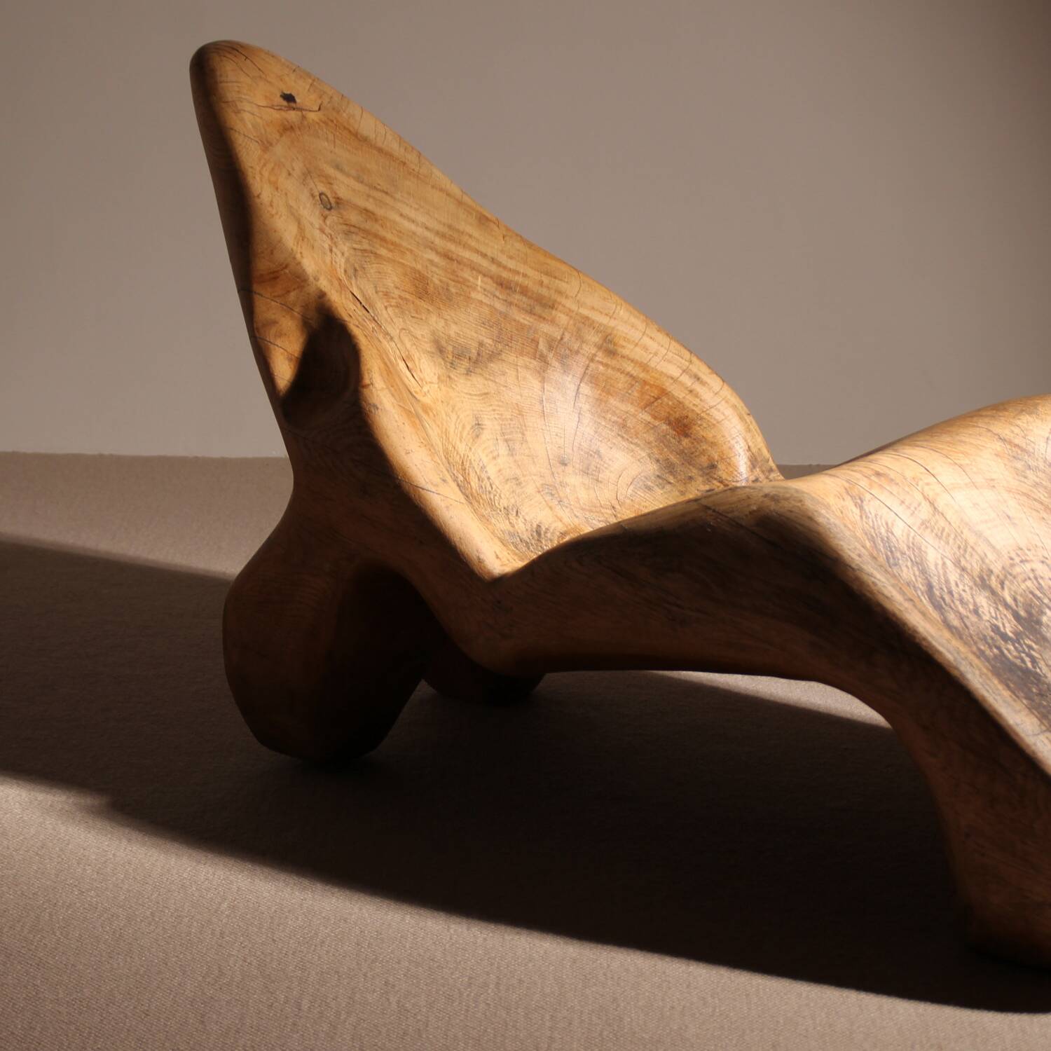 Brutalist Chaise Longue – Lounge Chair in Solid Oak | Germany 1970s