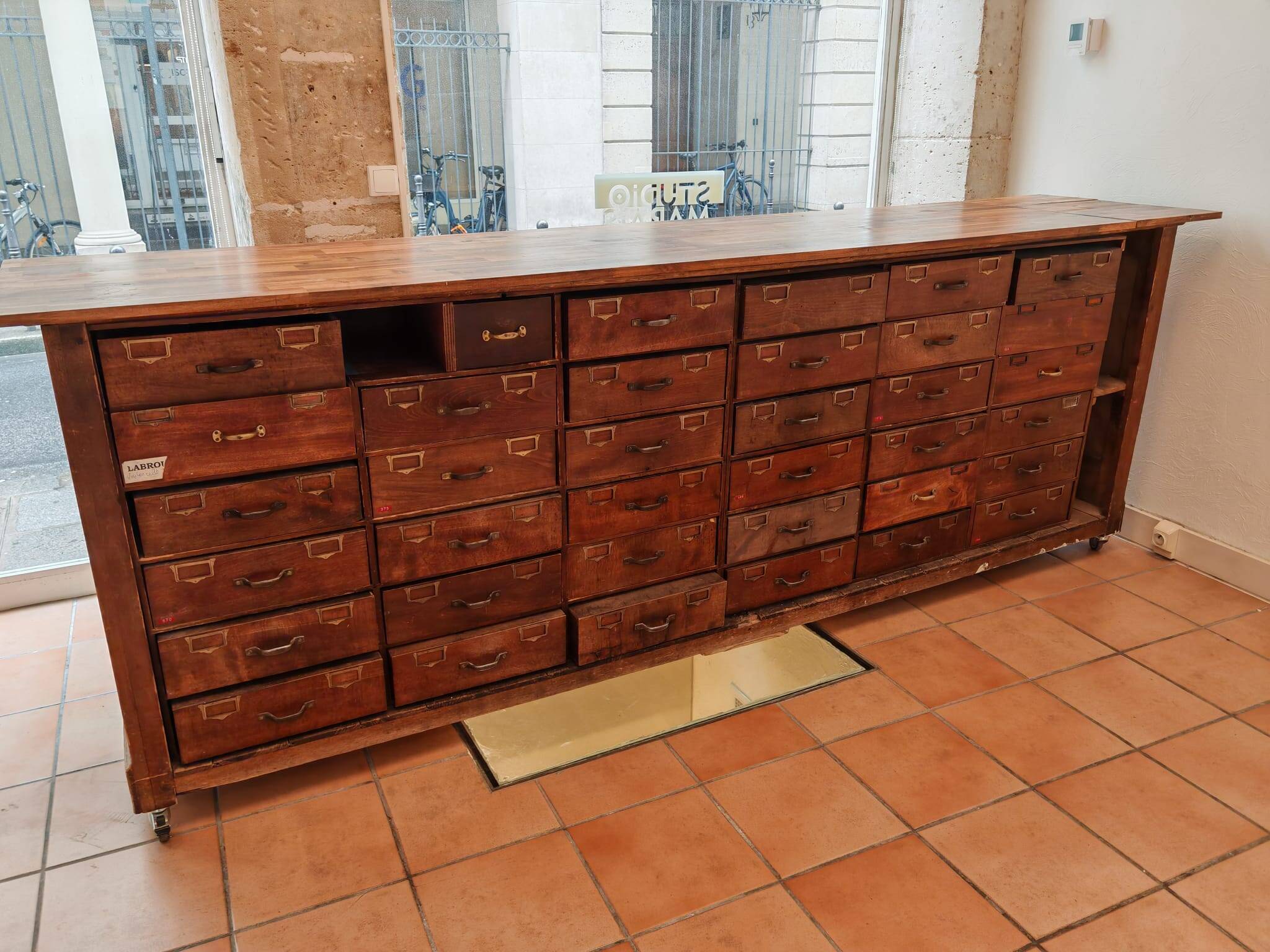 Workshop furniture