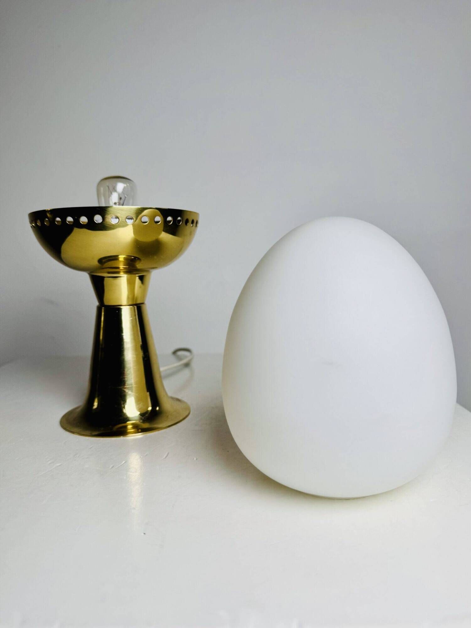 Model B-225/M Brass & Milk Glass Table Lamp By Hans-Agne Jakobsson For Markaryd Ab, Sweden 1960S