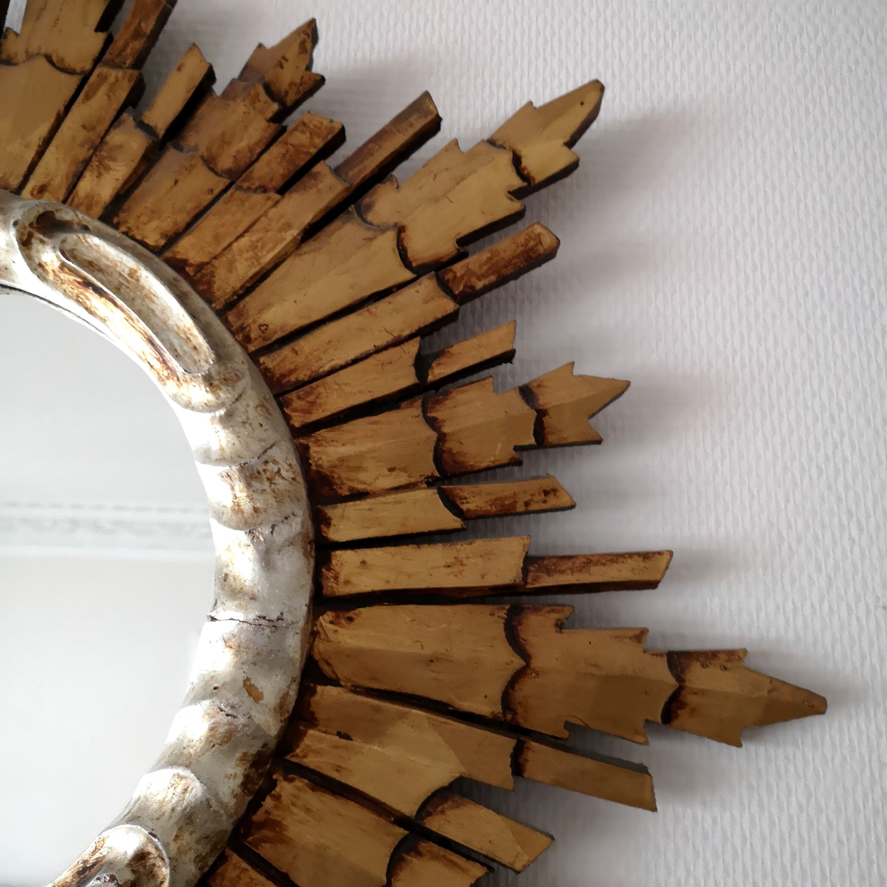 Mirror sun in wood gold and silver 64.5 x 64.5 cm