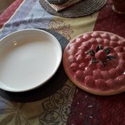 Vintage dessert plate in glazed ceramic with strawberry design, 1950s-1970s.