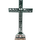 Rare grande croix en fer forgé