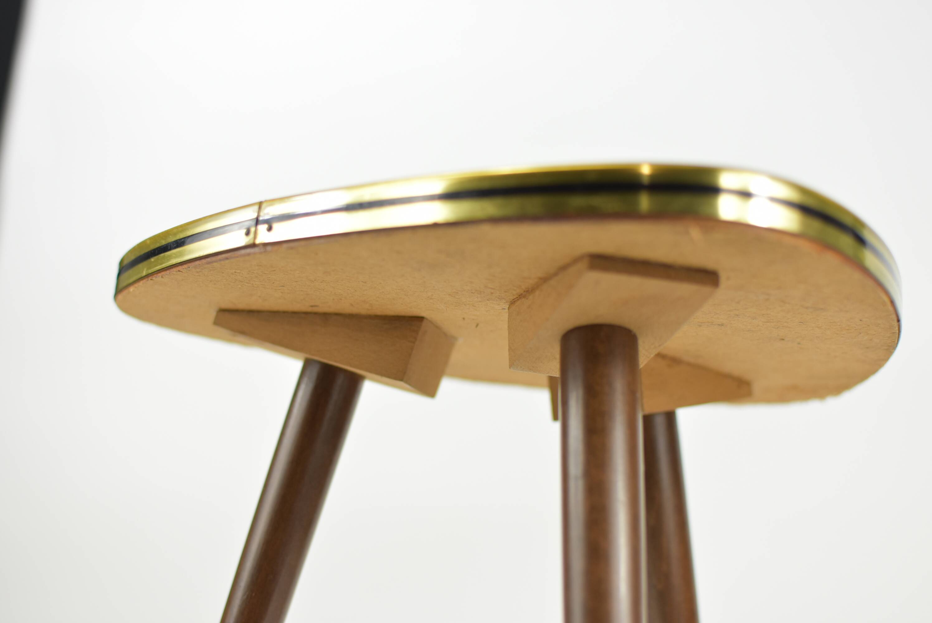 Vintage glass tray stand.