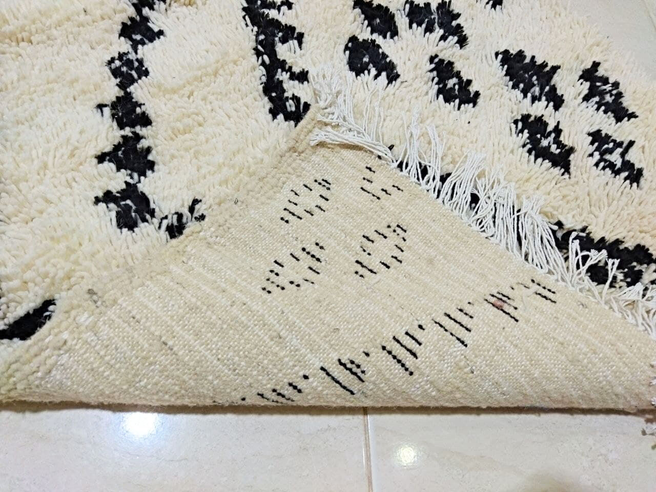 Moroccan berber carpet 156 x 88cm