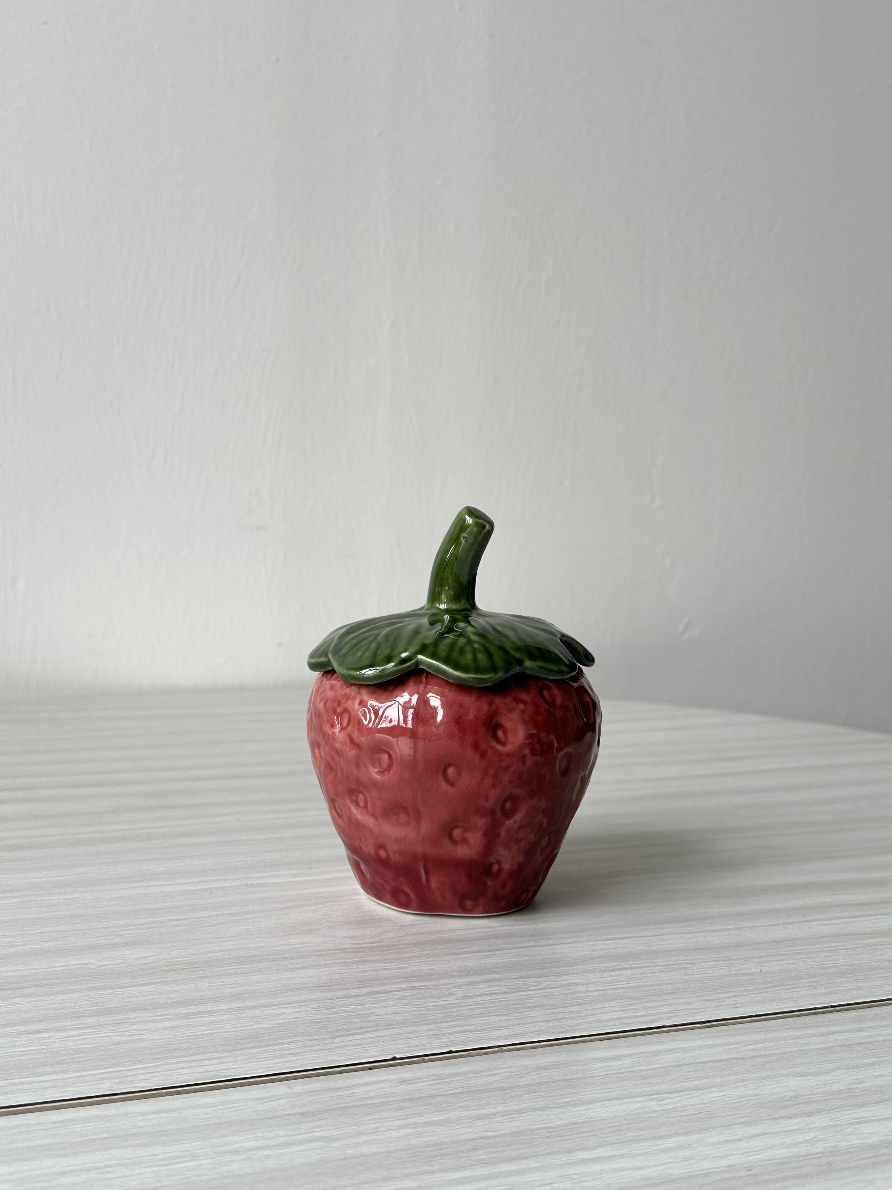 Strawberry slushy jam pot