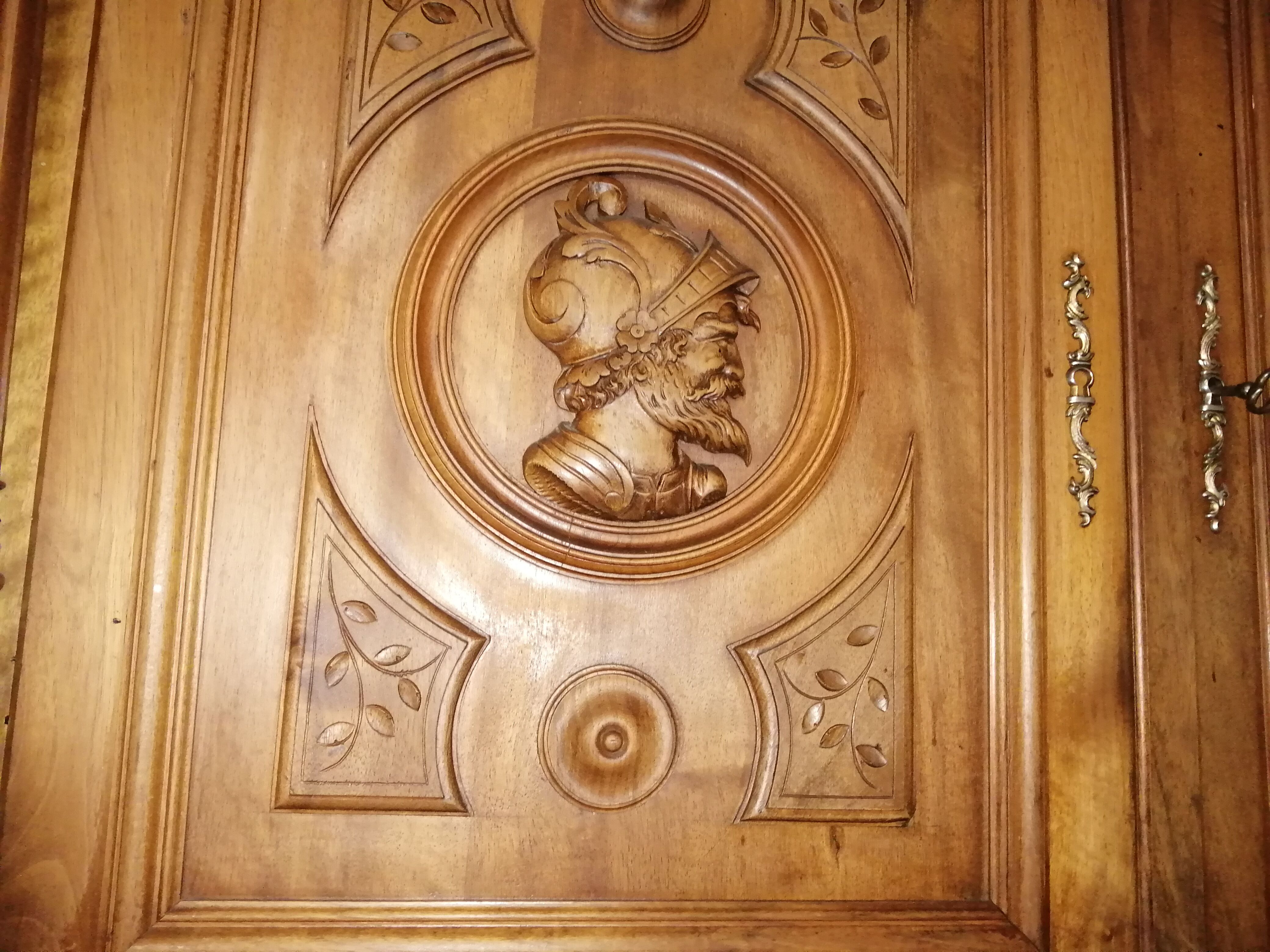 Buffet de Style Henri II